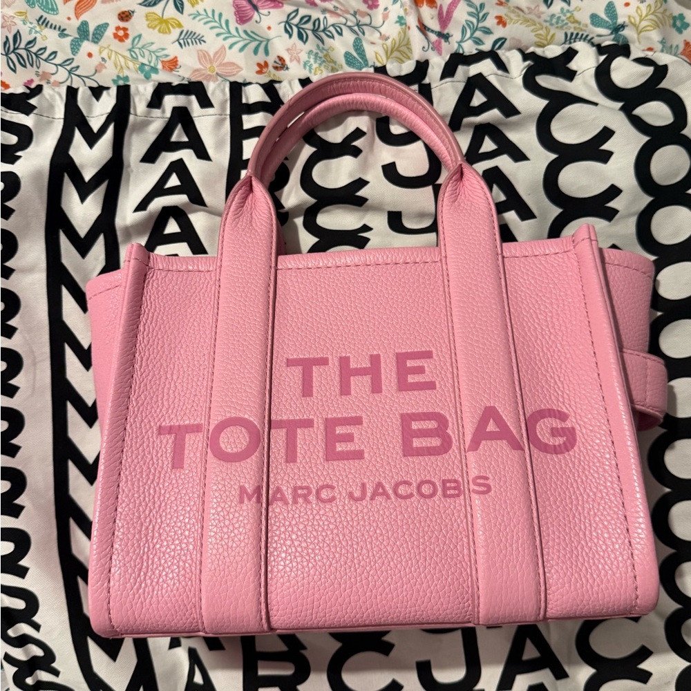 Marc Jacobs Pink Tote Bag medium